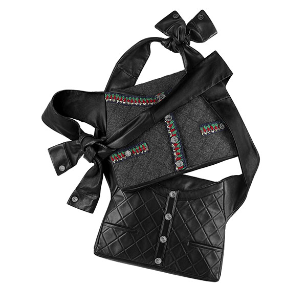Chanel Girl Chanel 肩背包。